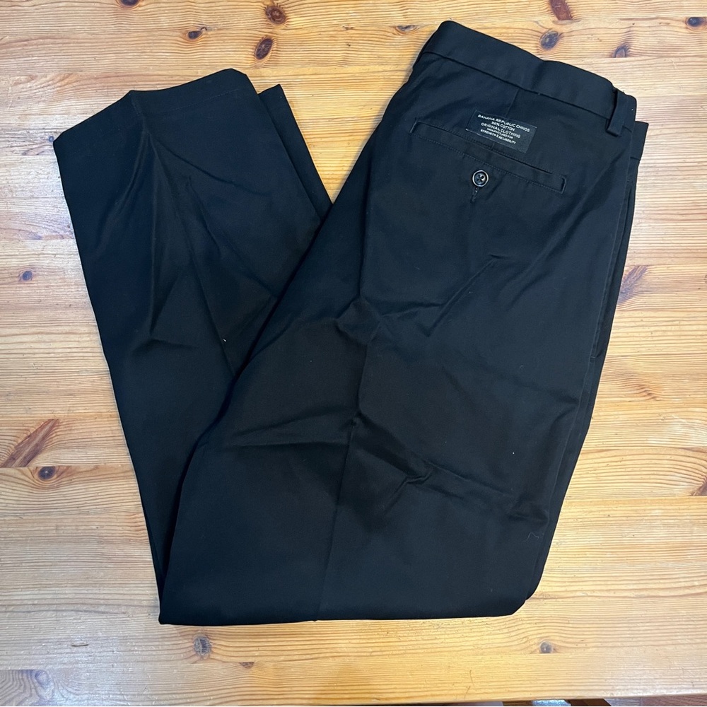 Banana Republic Black Cotton Gavin Chinos like new 35 x 32